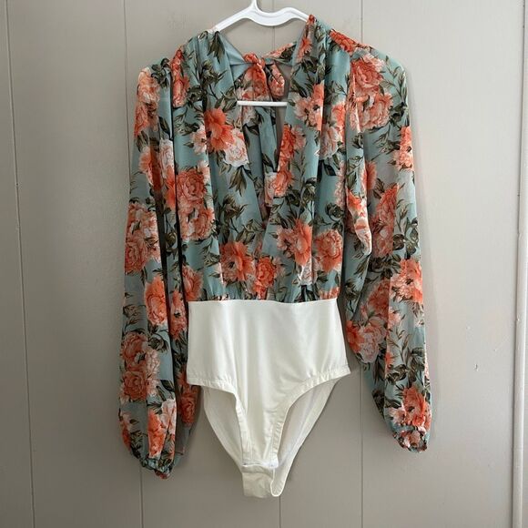 NWT Hello Molly Floral Chiffon Bodysuit | Deep V-Neck Long Sleeve Top | Size XS - Picture 3 of 11